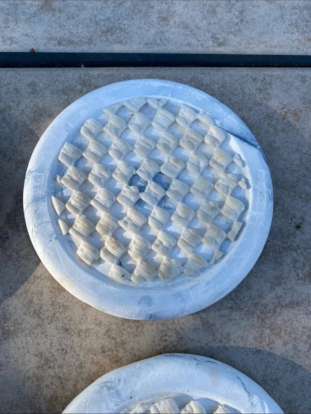 Vintage-Style White and Cream Decorative Unsealed Plaster Coaster Set of 4